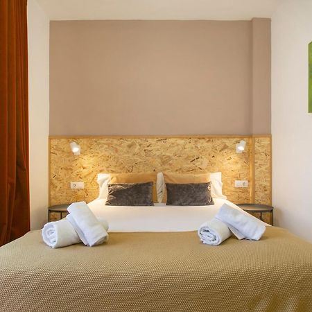Chic And Modern Apartments In Gracia Барселона Экстерьер фото